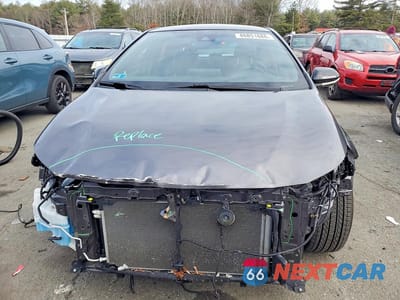 Piąte zdjęcie samochodu w środku: 2021 TOYOTA COROLLA HATCHBACK XSE VIN:JTNC4MBE6M3124095 - miniatura