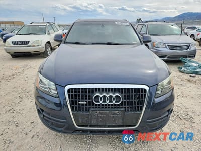 Piąte zdjęcie samochodu w środku: 2010 AUDI Q5 PREMIUM PLUS VIN:WA1LKAFP9AA081507 - miniatura