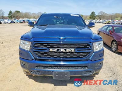 Piąte zdjęcie samochodu w środku: 2022 RAM 1500 BIG HORN VIN:1C6SRFFT3NN129306 - miniatura