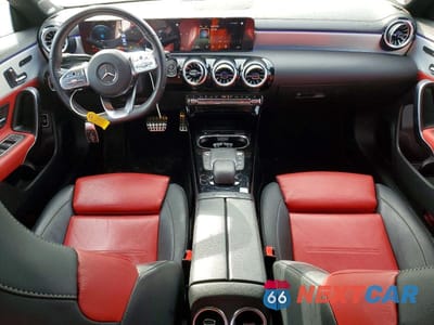 Zdjęcie 8 z 12 samochodu: 2023 MERCEDES-BENZ C-CLASS 30 VIN:W1K5J4HB6PN333774 - miniatura