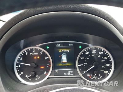 Zdjęcie 9 z 14 samochodu: 2017 NISSAN SENTRA SV VIN:3N1AB7AP4HY356717 - miniatura