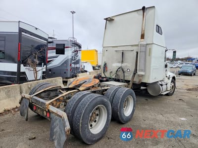 Czwarte zdjęcie samochodu z boku: 2006 INTERNATIONAL 9400I SEMI TRUCK VIN:2HSCNAPR46C339538 - miniatura