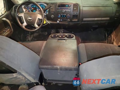 Zdjęcie 8 z 12 samochodu: 2008 CHEVROLET SILVERADO K1500 VIN:3GCEK13J58G287336 - miniatura