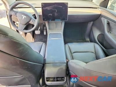 Zdjęcie 8 z 13 samochodu: 2024 TESLA MODEL Y VIN:7SAYGAEEXRF066274 - miniatura