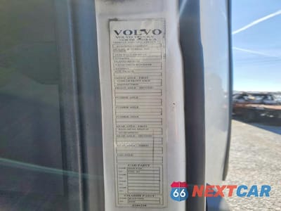 Zdjęcie 10 z 10 samochodu: 2017 VOLVO VNL SEMI TRUCK VIN:4V4N39TG7HN988035 - miniatura