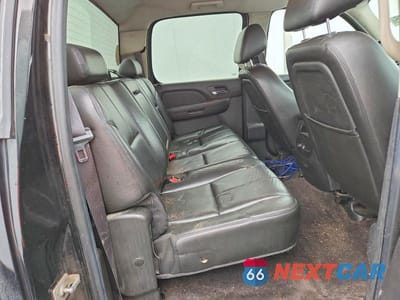 Zdjęcie 10 z 12 samochodu: 2011 CHEVROLET SILVERADO K3500 LTZ VIN:1GC4K1C83BF240758 - miniatura