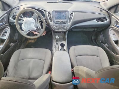Zdjęcie 8 z 13 samochodu: 2018 CHEVROLET MALIBU LS VIN:1G1ZB5ST9JF287559 - miniatura