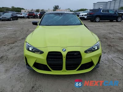 Piąte zdjęcie samochodu w środku: 2024 BMW M4 COMPETITION VIN:WBS33AZ02RCR78226 - miniatura