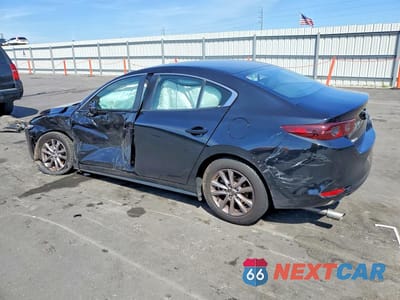Drugie zdjęcie samochodu z przodu: 2020 MAZDA 3 VIN:3MZBPABL0LM135074 - miniatura