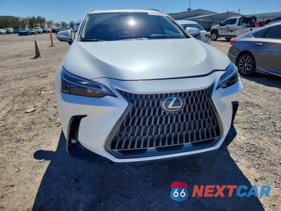 Piąte zdjęcie samochodu w środku: 2024 LEXUS NX 350H PREMIUM VIN:JTJGKCEZ2R2030228 - miniatura