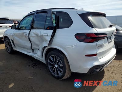 Drugie zdjęcie samochodu z przodu: 2026 BMW X5 XDRIVE50E VIN:5UX43EU07T9026867 - miniatura