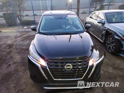 Piąte zdjęcie samochodu w środku: 2025 NISSAN KICKS PLAY S VIN:3N1CP5BV4SL493012 - miniatura