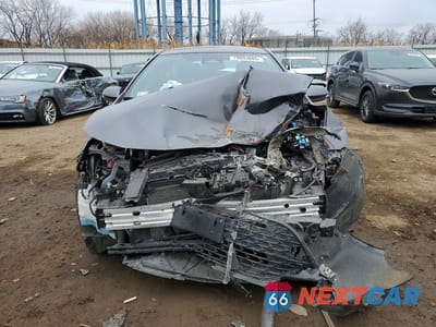 Piąte zdjęcie samochodu w środku: 2024 TOYOTA COROLLA HATCHBACK XSE VIN:JTNC4MBE9R3222903 - miniatura