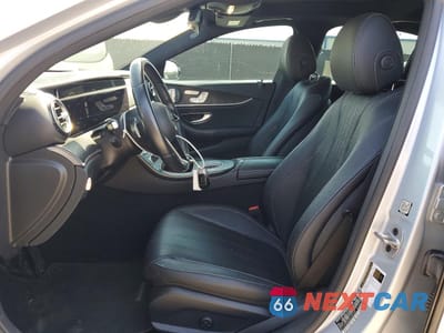 Zdjęcie 7 z 12 samochodu: 2021 MERCEDES-BENZ E 350 VIN:W1KZF8DBXMA984330 - miniatura