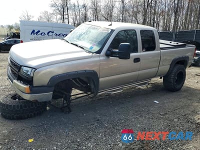 2004 CHEVROLET SILVERADO K1500 1GCEK19T84E272372 - główne zdjęcie licytacji z USA - miniatura