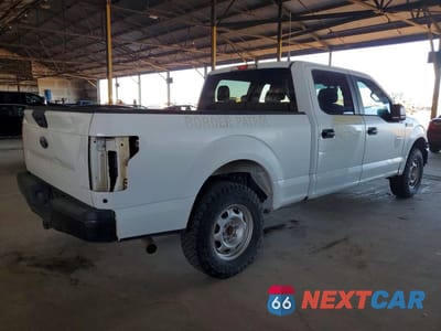 Trzecie zdjęcie samochodu z tyłu: 2019 FORD F150 XL 4WD 5.0L V8 FFV CREW CAB VIN:1FTFW1E56KFA22278 - miniatura