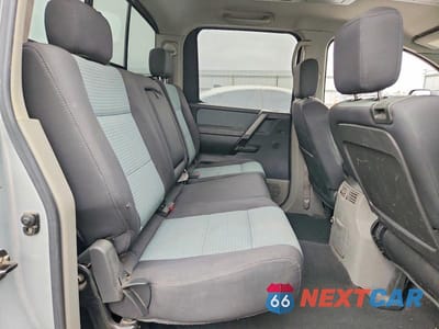 Zdjęcie 10 z 12 samochodu: 2004 NISSAN TITAN XE VIN:1N6AA07B44N582554 - miniatura