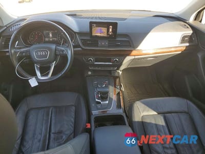 Zdjęcie 8 z 12 samochodu: 2018 AUDI Q5 PREMIUM VIN:WA1ANAFY2J2004754 - miniatura