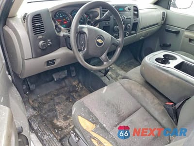 Zdjęcie 8 z 13 samochodu: 2012 CHEVROLET SILVERADO K2500 HEAVY DUTY VIN:1GC0KVCG8CZ182711 - miniatura