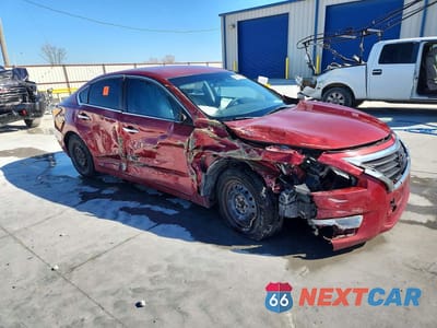 Czwarte zdjęcie samochodu z boku: 2014 NISSAN ALTIMA 2.5 VIN:1N4AL3AP3EN382016 - miniatura