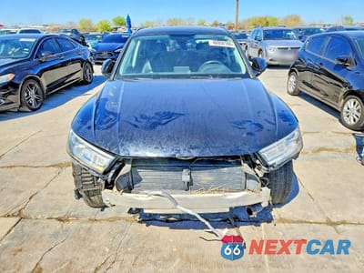 Piąte zdjęcie samochodu w środku: 2020 AUDI Q5 PREMIUM VIN:WA1ANAFY6L2042913 - miniatura