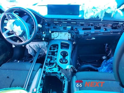 Zdjęcie 8 z 12 samochodu: 2023 GENESIS GV70 2.5T STANDARD VIN:KMUMADTB7PU132546 - miniatura