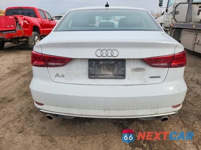 Zdjęcie 6 z 12 samochodu: 2019 AUDI A3 PREMIUM VIN:WAUBEGFF1KA083186 - miniatura