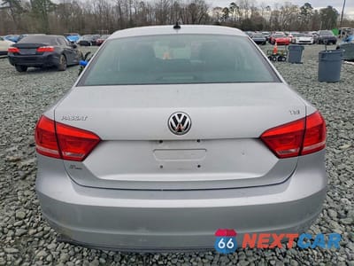 Zdjęcie 6 z 12 samochodu: 2014 VOLKSWAGEN PASSAT S VIN:1VWAT7A32EC070700 - miniatura