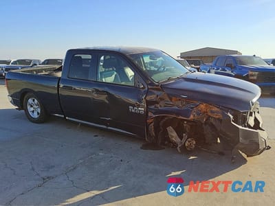 Czwarte zdjęcie samochodu z boku: 2018 RAM 1500 ST VIN:1C6RR6FT0JS304069 - miniatura