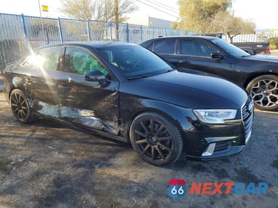 Czwarte zdjęcie samochodu z boku: 2018 AUDI A3 PREMIUM VIN:WAUB8GFF1J1014567 - miniatura