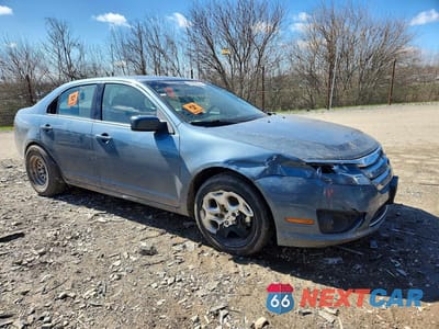 Czwarte zdjęcie samochodu z boku: 2011 FORD FUSION SE VIN:3FAHP0HG5BR296741 - miniatura