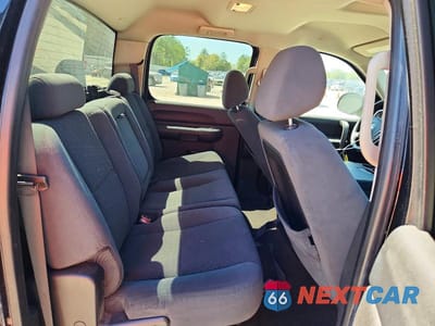 Zdjęcie 10 z 12 samochodu: 2007 CHEVROLET SILVERADO C1500 CREW CAB VIN:3GCEC13J57G551179 - miniatura