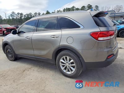 Drugie zdjęcie samochodu z przodu: 2017 KIA SORENTO LX VIN:5XYPG4A33HG247609 - miniatura
