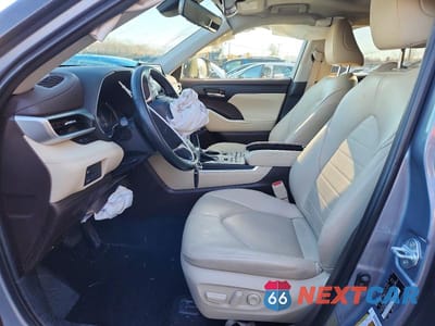 Zdjęcie 7 z 13 samochodu: 2022 TOYOTA HIGHLANDER XLE VIN:5TDHZRBH3NS233195 - miniatura