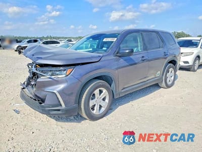 2023 HONDA PILOT LX 5FNYG2H22PB010699 - główne zdjęcie licytacji z USA - miniatura