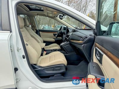 Piąte zdjęcie samochodu w środku: 2018 HONDA CR-V EXL VIN:2HKRW2H85JH602943 - miniatura