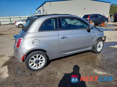Trzecie zdjęcie samochodu z tyłu: 2017 FIAT 500 POP VIN:3C3CFFLR3HT580193 - miniatura
