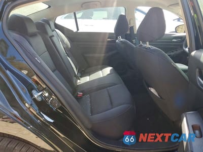 Zdjęcie 10 z 12 samochodu: 2019 NISSAN ALTIMA 2.5 S VIN:1N4BL4BV6KC240659 - miniatura