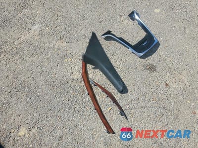 Zdjęcie 13 z 13 samochodu: 2016 CADILLAC ESCALADE ESV LUXURY VIN:1GYS4HKJ2GR384378 - miniatura