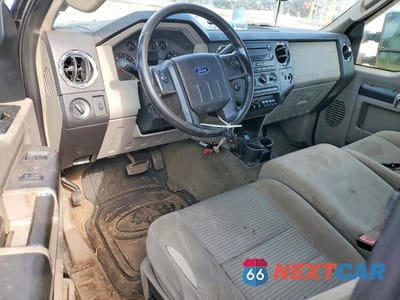 Zdjęcie 8 z 11 samochodu: 2008 FORD F350 SRW SUPER DUTY VIN:1FTWX31R38ED35241 - miniatura
