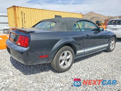 Trzecie zdjęcie samochodu z tyłu: 2008 FORD MUSTANG VIN:1ZVHT84N885178717 - miniatura