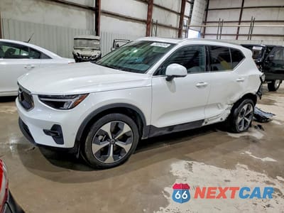 2025 VOLVO XC40 PLUS YV4L12UE5S2589790 - główne zdjęcie licytacji z USA - miniatura