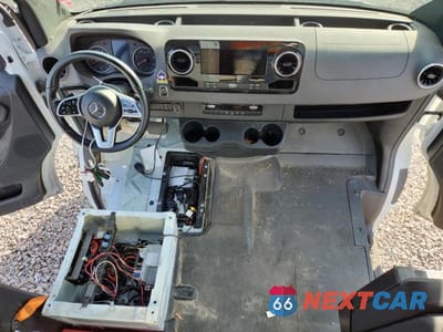 Zdjęcie 8 z 14 samochodu: 2023 MERCEDES BENZ SPRINTER 2500 VIN:W1Y4KCHY3PT130415 - miniatura