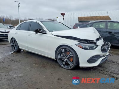 Czwarte zdjęcie samochodu z boku: 2022 MERCEDES-BENZ C 300 VIN:W1KAF4GB9NR031337 - miniatura