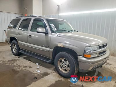 Czwarte zdjęcie samochodu z boku: 2002 CHEVROLET TAHOE K1500 VIN:1GNEK13Z52J236163 - miniatura