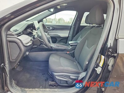 Zdjęcie 7 z 11 samochodu: 2023 JEEP COMPASS SPORT VIN:3C4NJDAN3PT511042 - miniatura