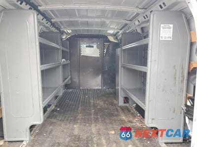 Zdjęcie 10 z 13 samochodu: 2021 GMC SAVANA 2500 CARGO UTILITY / SERVICE VAN VIN:1GTW7AFP9M1307098 - miniatura