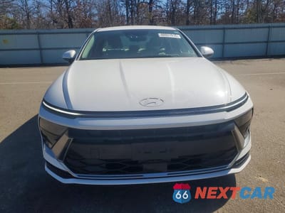 Piąte zdjęcie samochodu w środku: 2024 HYUNDAI SONATA SEL VIN:KMHL64JA5RA378828 - miniatura