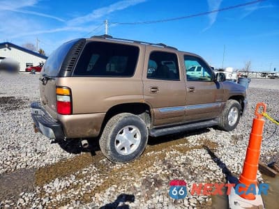 Trzecie zdjęcie samochodu z tyłu: 2004 GMC YUKON VIN:1GKEK13Z44J257215 - miniatura