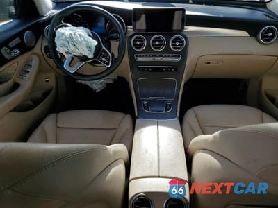 Zdjęcie 8 z 13 samochodu: 2020 MERCEDES-BENZ GLC 300 4MATIC VIN:W1N0G8EB8LF825721 - miniatura